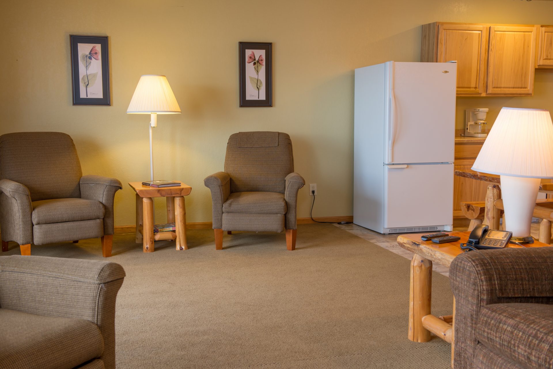 Lodge Unit 202 (3BR, 2BA) Hiawatha Beach Resort